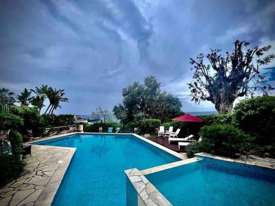 Luxury 4 Bedrooms In Apartment Cannes