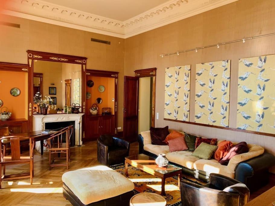 Luxury 4 Bedrooms In Appartement *