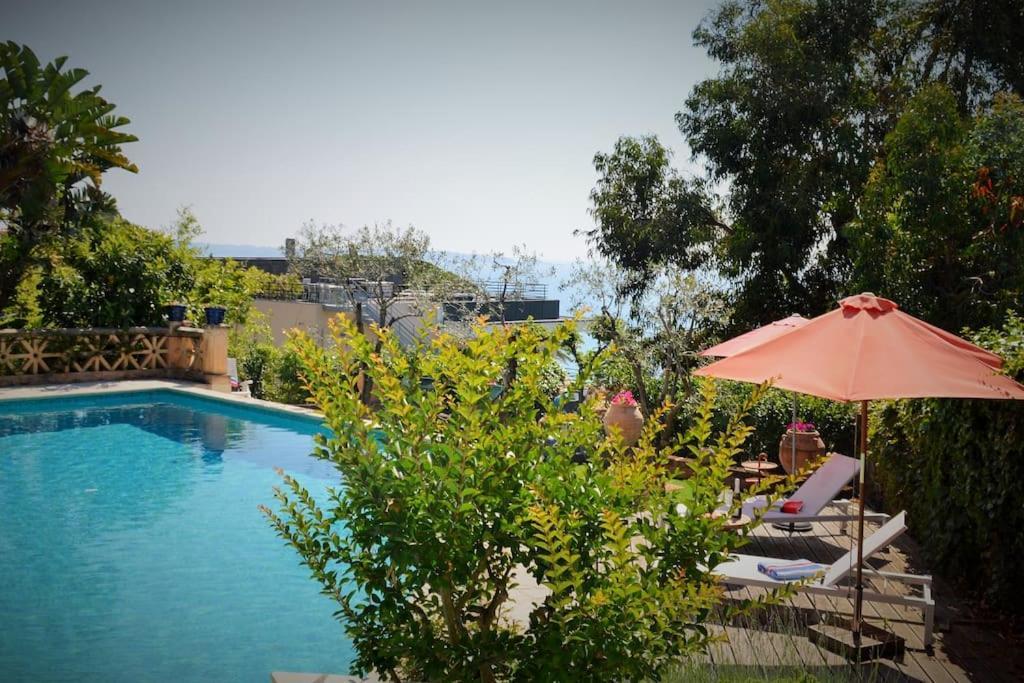 Luxury 4 Bedrooms In